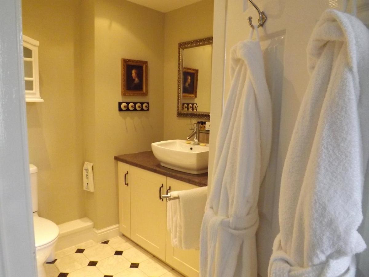 White Linen Whitby, Room Only Εξωτερικό φωτογραφία